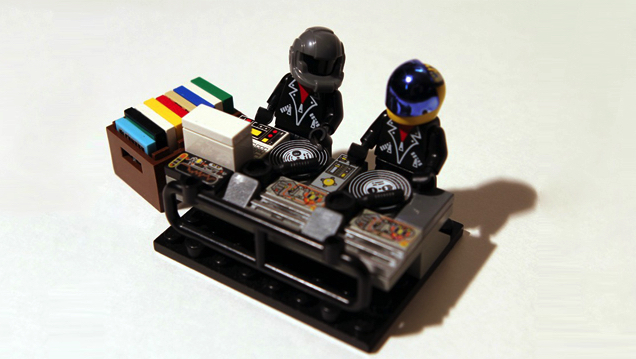 How 10,000 fans cheered on a Daft Punk Lego set